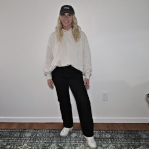 Nike hoodie cap sneakers casual black jeans outfit