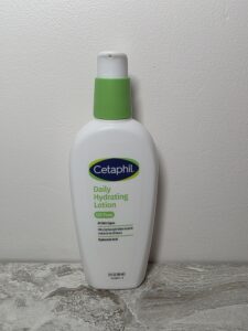 Cetaphil Daily Hydrating Lotion with hyaluronic acid