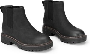 Brown ankle boots, a versatile fall boot
